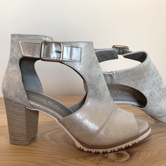 Dorking Shoes - Dorking Metallic Open-toed Sandal